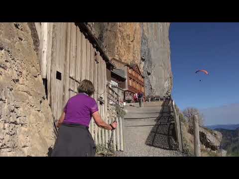 Video: Das Schweizer Restaurant Äscher Wird Wiedereröffnet