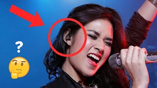 Kenapa Penyanyi Pakai Earphone Di Panggung? Ternyata Mendengarkan Ini screenshot 1