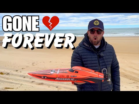 I sent a RC BOAT in the Ocean.. BAD IDEA!