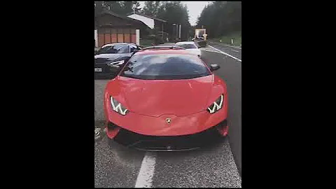 Lamborghini Huracan vs Audi R8