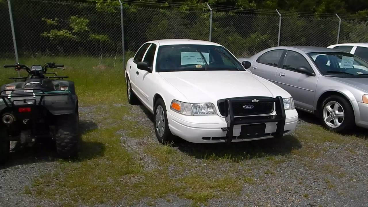 Ford crown victoria 2010