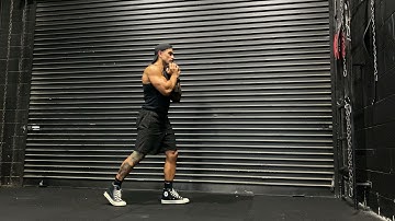 Dumbbell Goblet Reverse Lunge