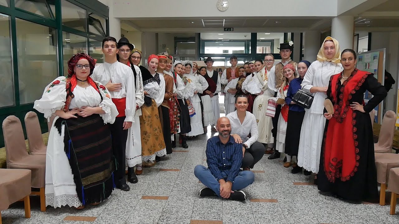 Revija hrvatskih narodnih nošnji