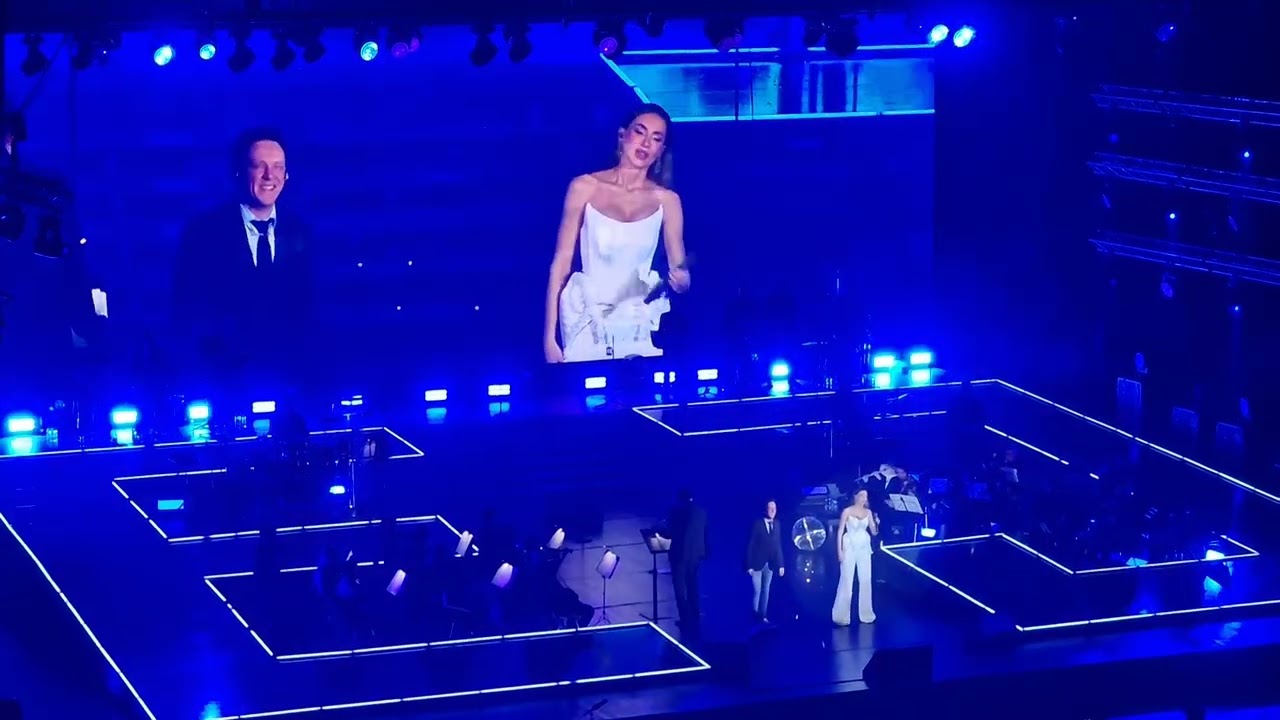 Emina Jahovic & Dzenan Loncarevic - Beograd prica (Sava Centar 24Dec2025)