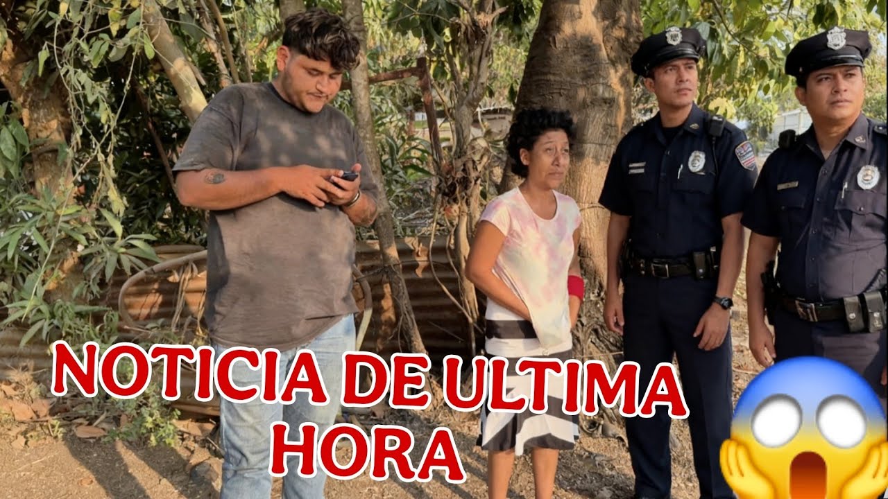URGENTE POLICIAS llegaron por DOÑA VICKY ella grita que no se la lleven 