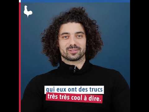 En tête à tête avec Ludoc  Ludoc, le réalisateur qui se cache derrière le  Studio Bagel nous raconte son parcours : des Playmobil qu'il filmait dans  sa chambre à sa série