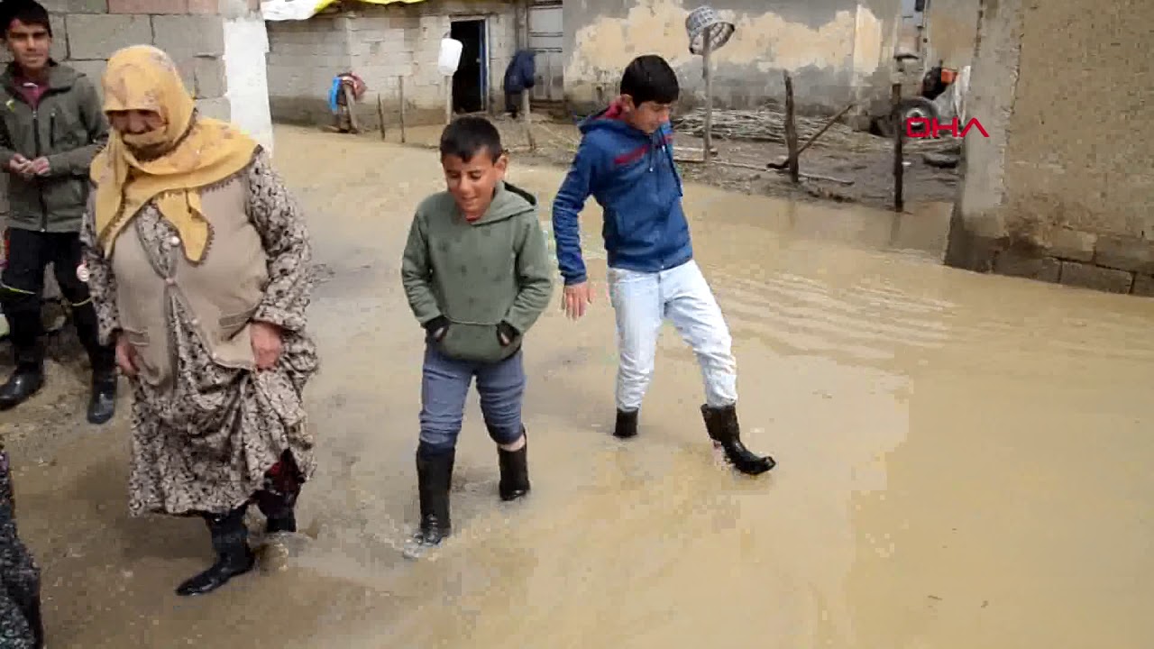 Juda chiroyli qiz bilan jinsiy aloqani tomosha qiling