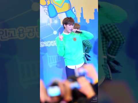 161116 아스트로(ASTRO) 문빈 - 장화신은 고양이 + 북극성 @ 보조공학기기 박람회