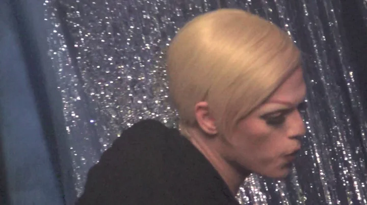 Morgan McMichaels is Tabatha Coffey @ Showgirls!
