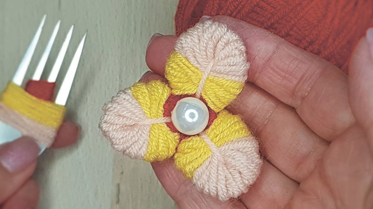 Amazing Fork Trick Easy Way to Make Yarn Flower Easy CRAFTMANIA