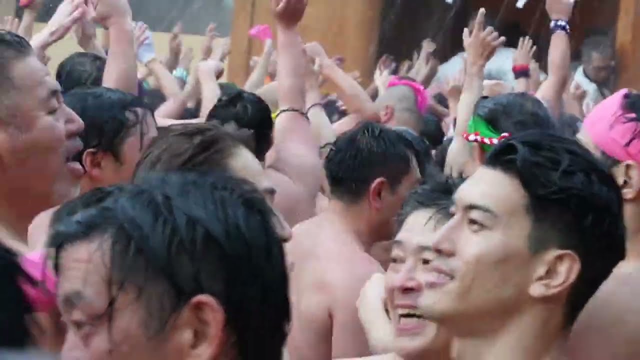 国府宮はだか祭り　神男　大迫力 感動　チャンネル登録　#Naked Festival 　#God  Man Powerful　1250 years of tradition　Channel regis