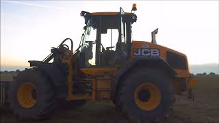 Loading Sugarbeet from field to lorry
