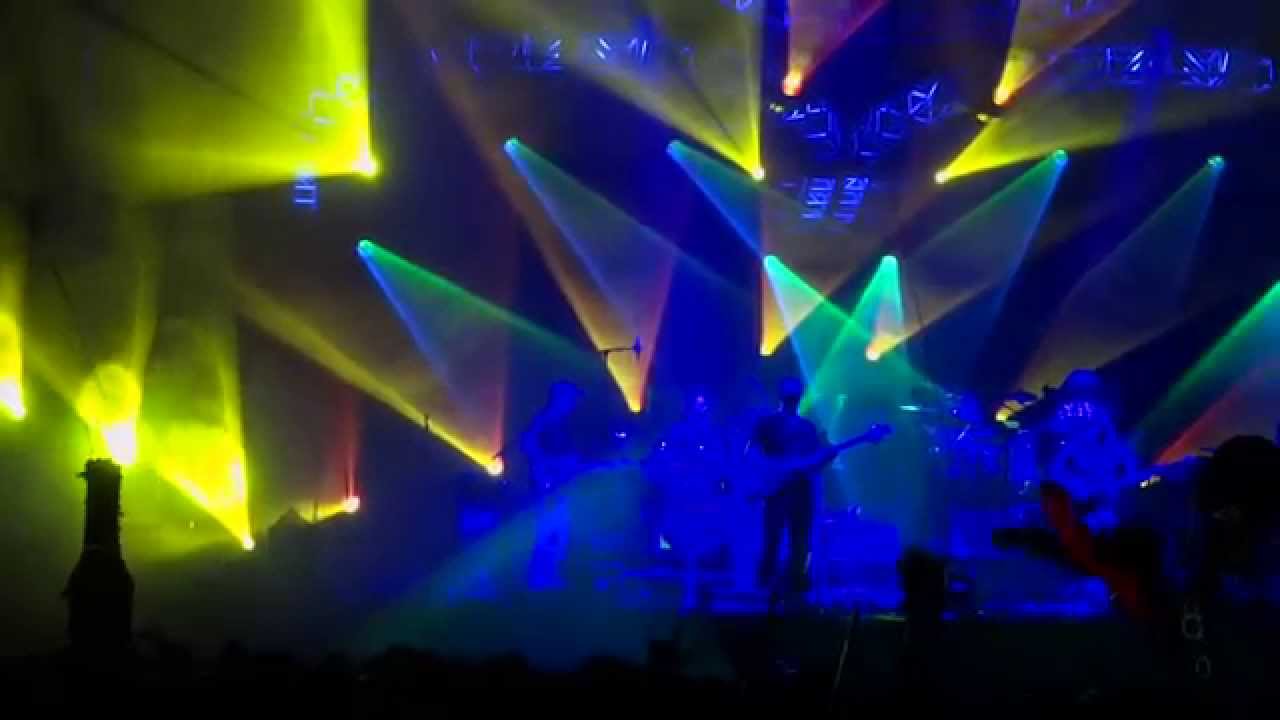 UMPHREY'S McGEE : Forks : {1080p HD} {LIVE DEBUT} : Summer Camp : Chillicothe : 5/28/2011 - YouTube shinepigeon