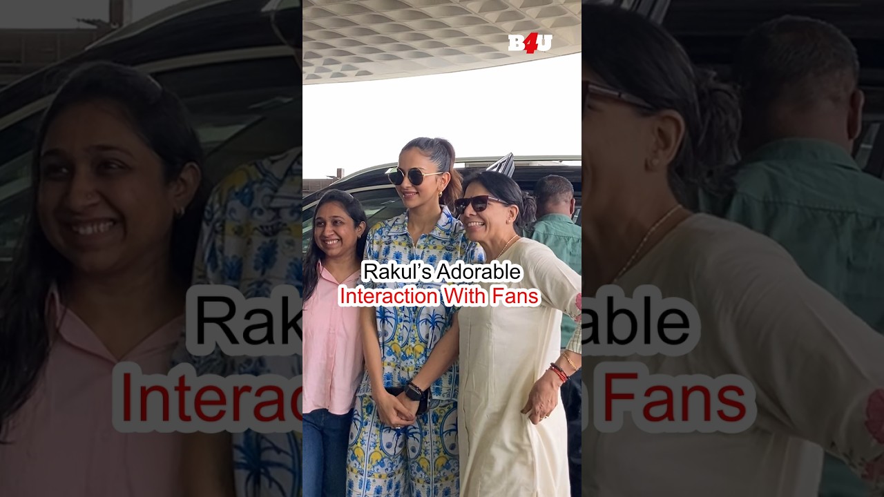 Rakul Preet Singh's Sweet Airport Moment With Delighted Fans! 😍