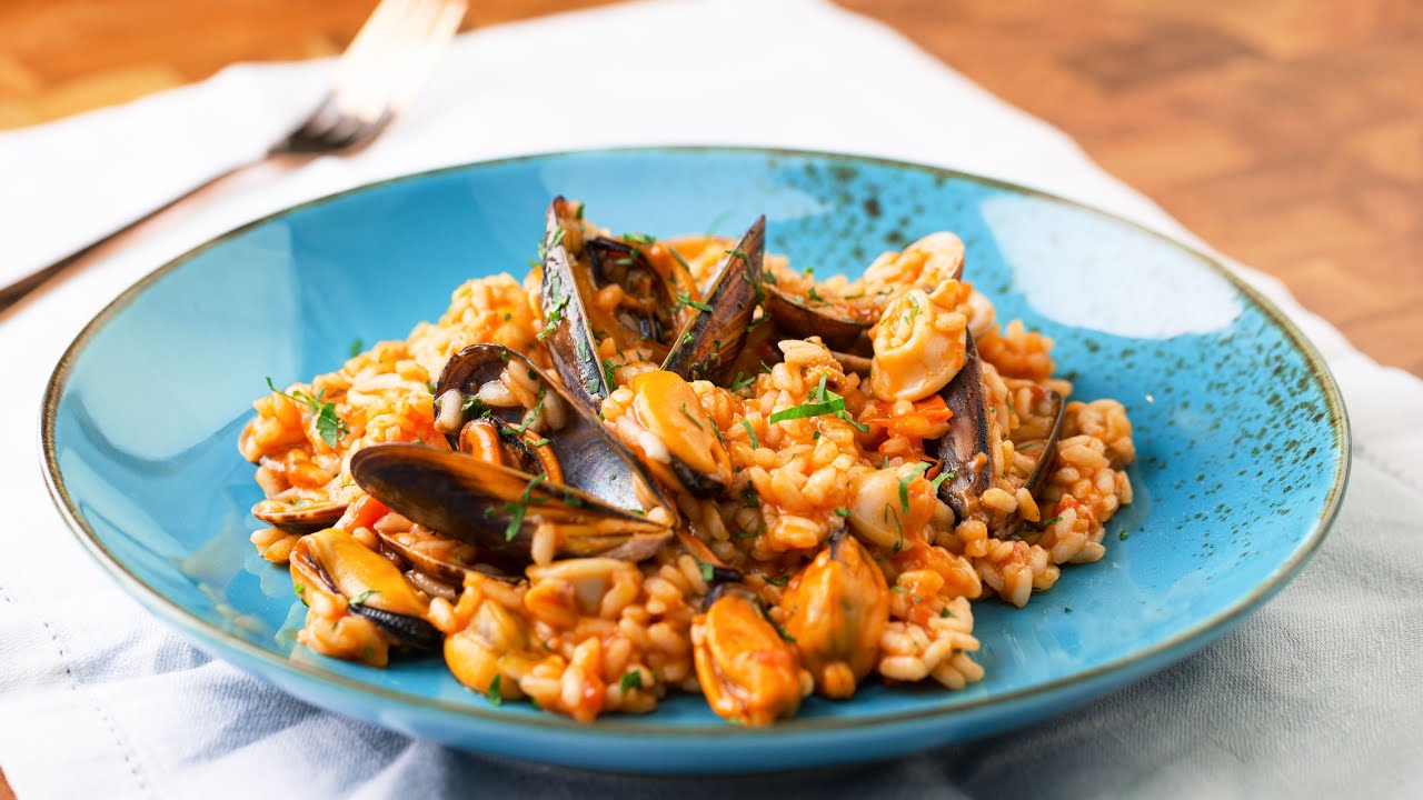 RISOTTO ALLA PESCATORA IN ROSSO É più facile di quanto si possa pensare YouTube