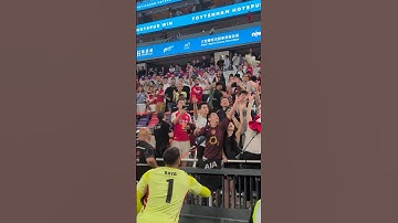 DAVID RAYA MAKING MEMORIES FOR A LUCKY SUPPORTER 👏 #arsenal #afc