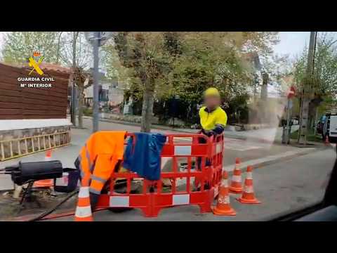 (V&Iacute;DEO) As&iacute; robaban cobre a plena luz del d&iacute;a haci&eacute;ndose pasar por operarios en Cantabria