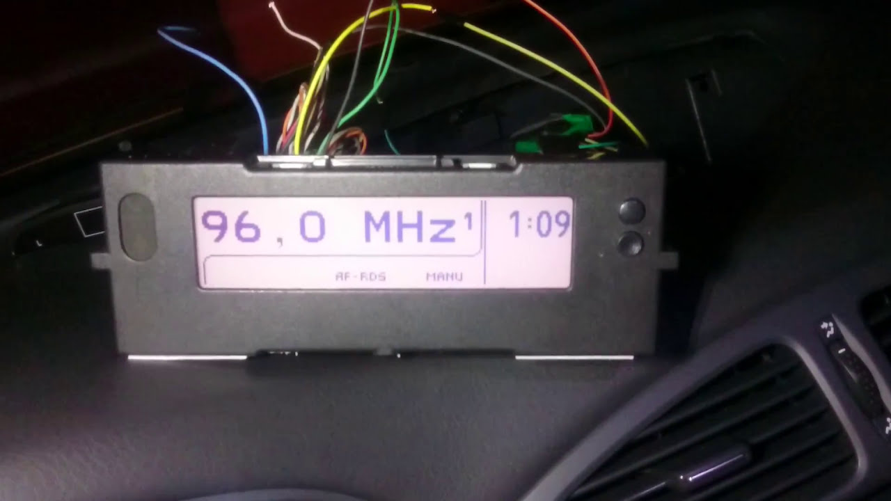 Wymiana wyświetlacza na poliftowy w Renault Laguna II przed liftem - zajawka