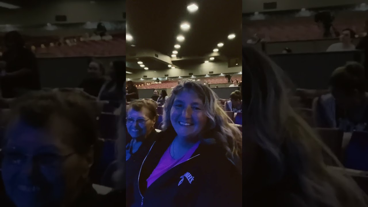 Took Mom to see Chubby Checker Isleta casino ￼