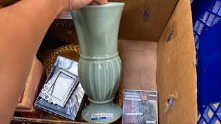HAVE TO GRAB THAT PRETTY HAEGER VASE!/ Thrift with Me for eBay/ Goodwill/ Thrift Stores/ Reselling