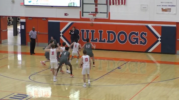 Rickey Woods 28 point game on Varsity