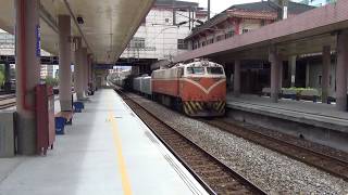 xxxx次貨物列車通過羅東站 2013年拍攝