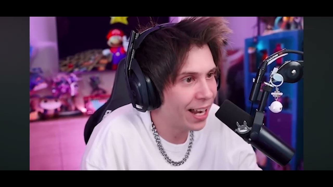 Rubius reacciona a su skin de fortnite ! - YouTube