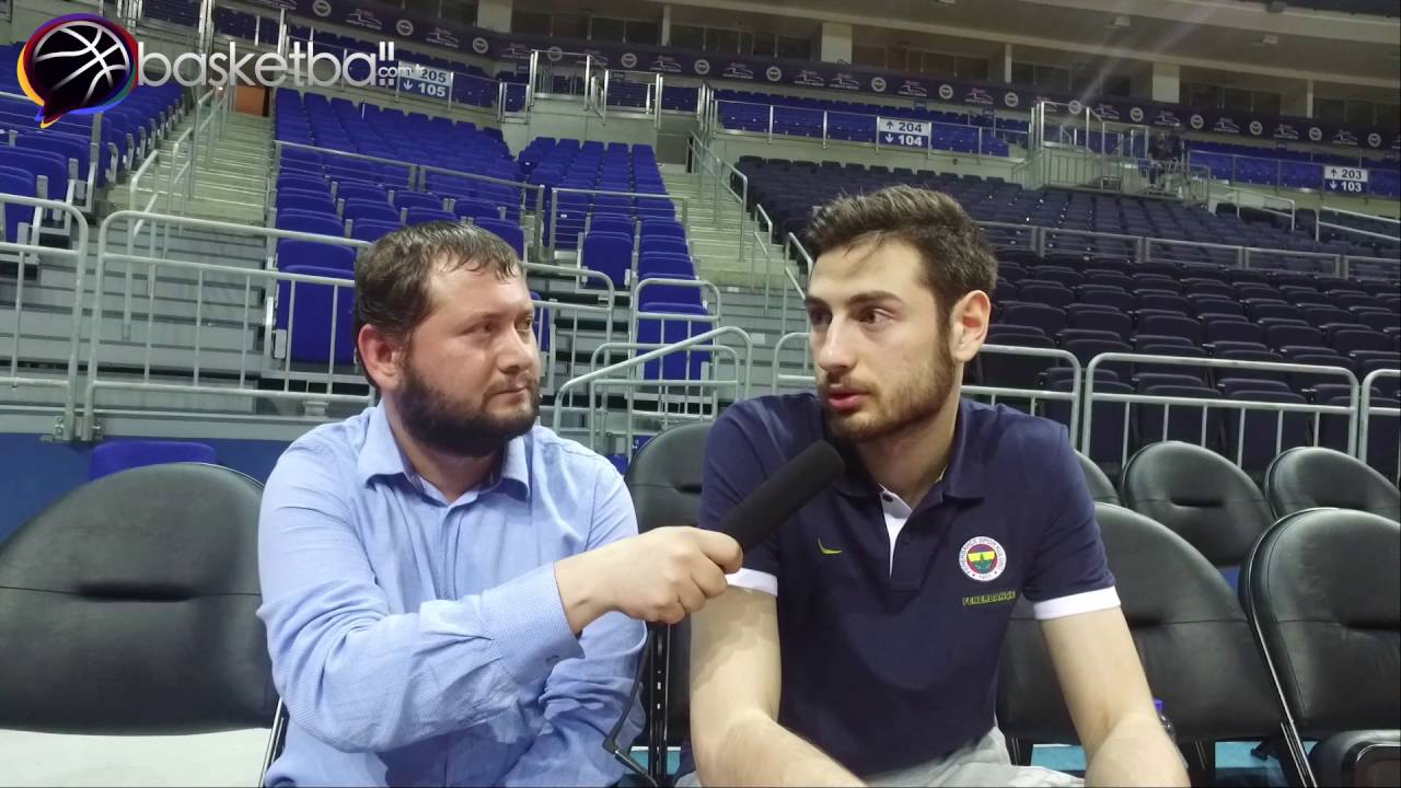Fenerbahçenin Genç Oyuncularından Egehan Arna Basketballcomtr'ye Açıklamalarda bulundu..