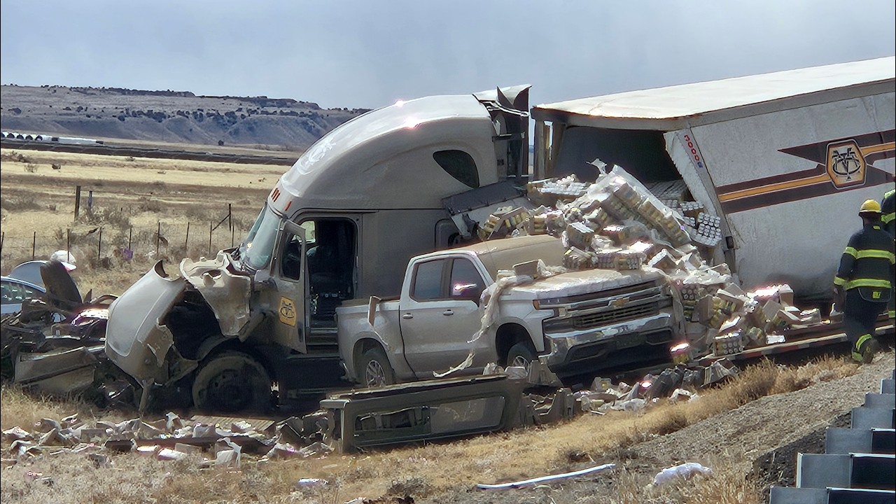 Dust Storm and 30+ vehicles pile up and crash on I-25 just south of ...