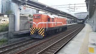 20250319@台鐵 7022次貨物列車(往七堵) 桃園站通過