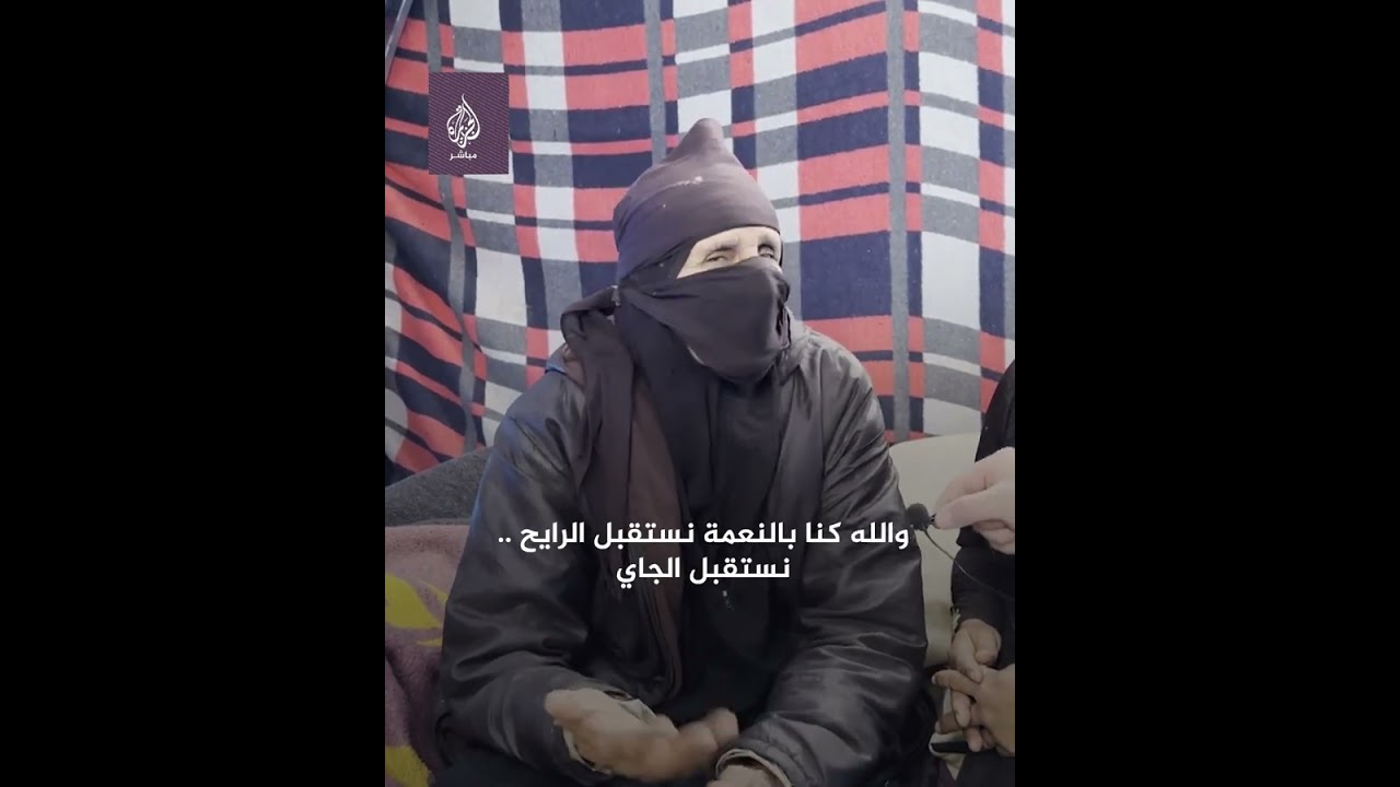 تعيش حياة مأساوية مع زوجها المعاق 💔