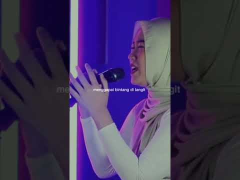 MENGINTAI DARI TIRAI KAMAR - FIEYA JULIA