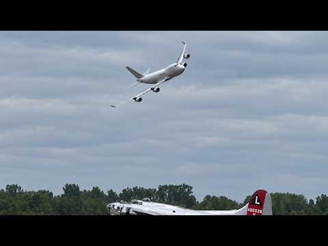 Boeing 747 Pilot Turns Too Hard