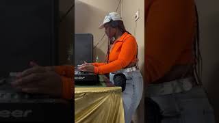 Download Lagu Queencess Molly Playing Sgidongo MP3