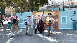 Bootstrappers At Disneyland - Yo Ho A Pirates Life For Me 4K