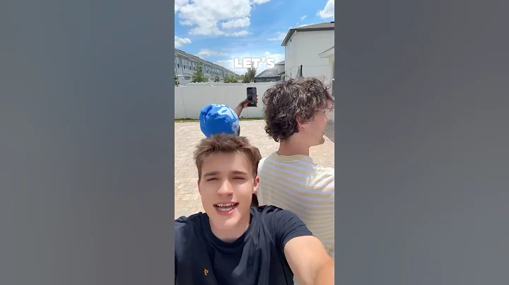 Who’s Gonna Win?       @Onevilage @ZacharyZaxor