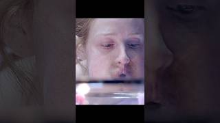 Ze Eet In Stilte... Totdat Ze Haar Te Ver Drijven. Pieles Skins