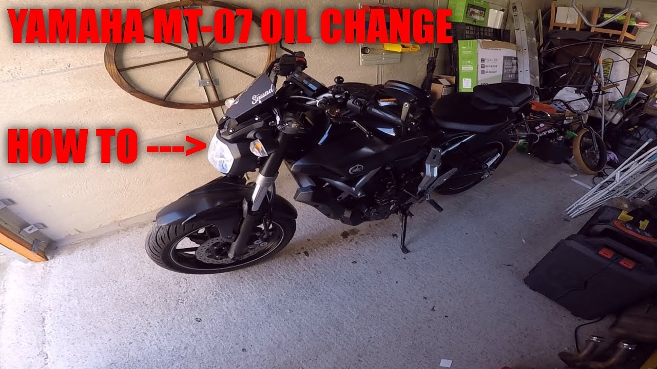 YAMAHA MT-07 OIL CHANGE - YouTube