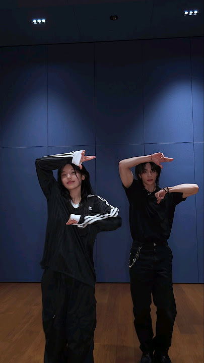 현진의 #ChkChkBoom Challenge 🎯 w/ #ITZY #YEJI #예지 !✌ #StrayKids #스트레이키즈 #ATE