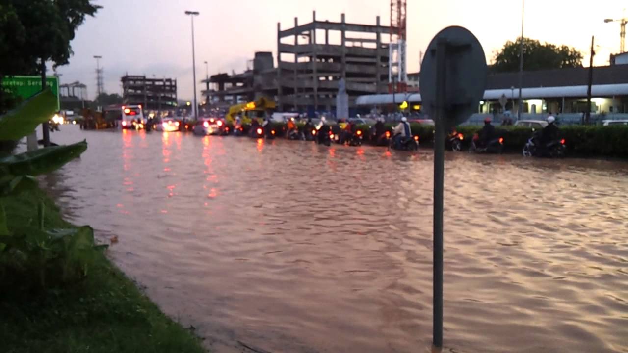 Serdang banjir