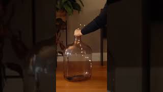 How to arrange fairy lights in a vase