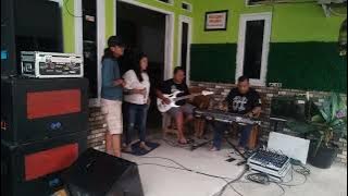 DUETTT ASIK !!!! DASI DAN GINCU VOC RIRIN & BROTO