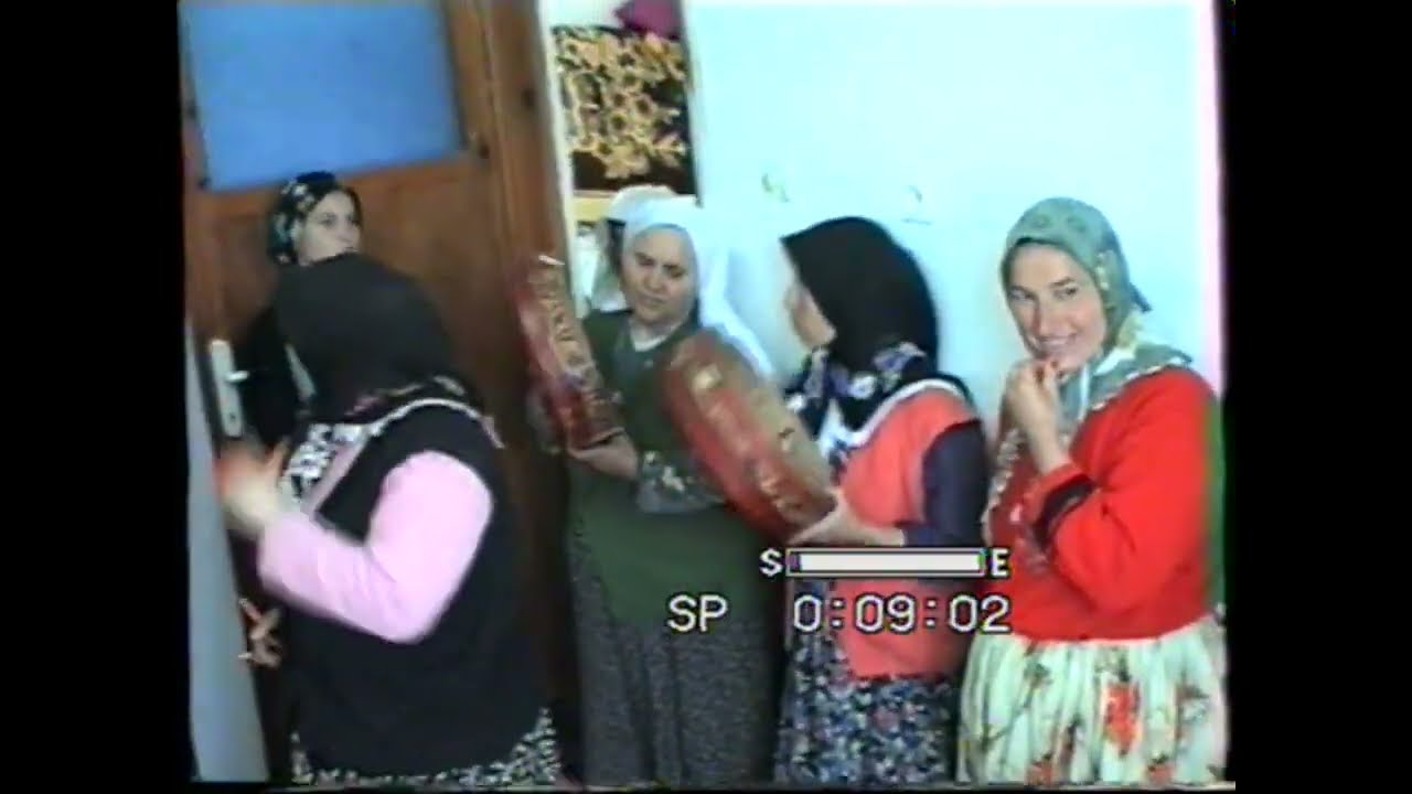 MÜZİK İCAT OLMADAN ÖNCE KÖYLÜ KADINLAR DÜĞÜNLERİ BÖYLE YAPIYORLARDI KÜTAHYA SİMAV  YAYKIN KÖYÜ