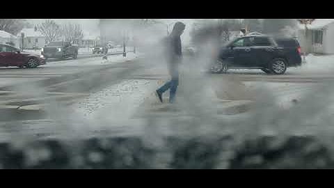 Taxi drive bridge Street to pick n save in the 2010 Chevrolet Equinox Lt 