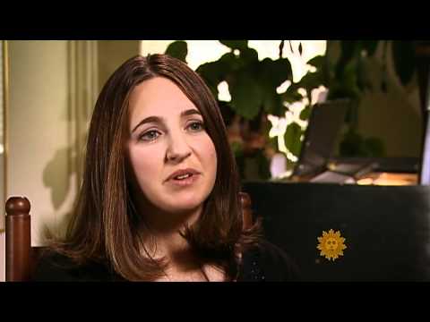 Pianist Simone Dinnerstein's Golden Standard