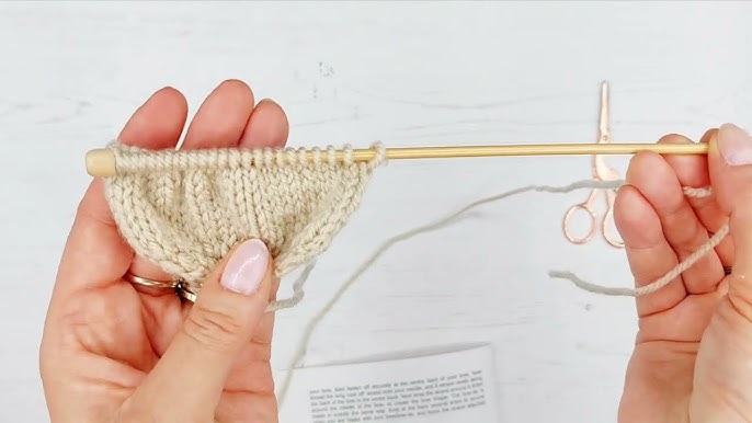 🧶🥢How to knit with Eyelash yarn to give that Angora Rabbit effect