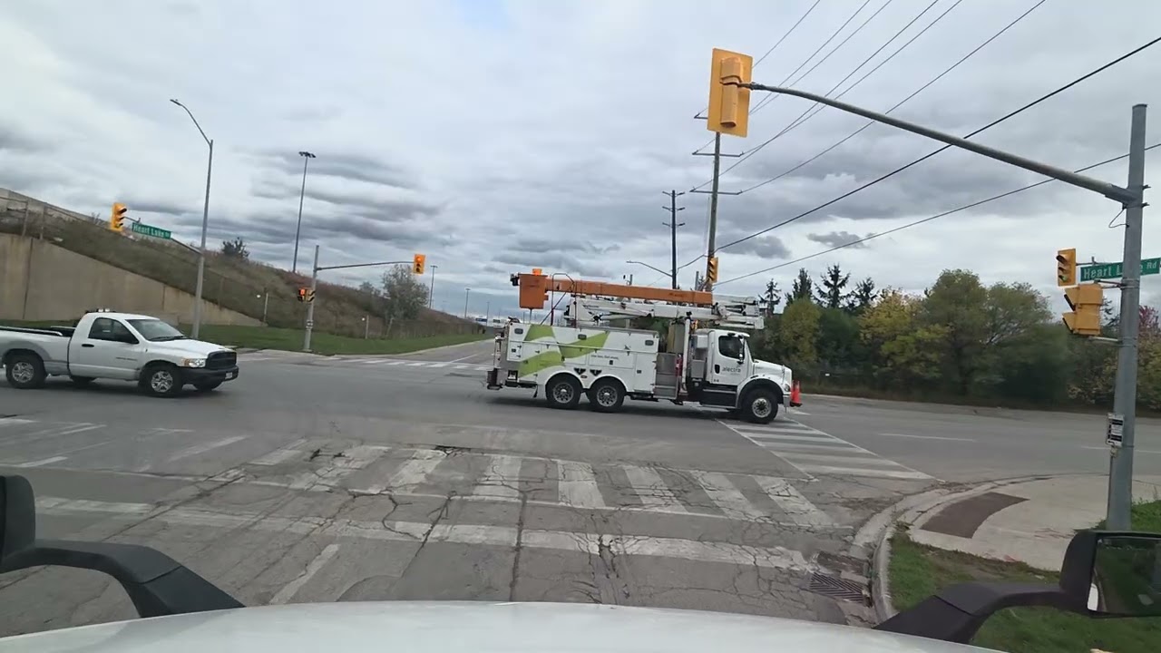 Truck Road lesson turns Demonstration. Right and Left turns step by step.