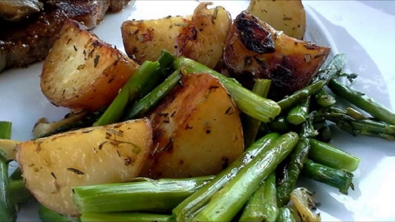 Recipe: Oven Roasted Red Potatoes and Asparagus - YouTube