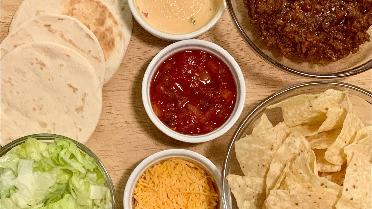 Build-your-own Taco 🌮 Board| Super Easy Dinner Idea - YouTube