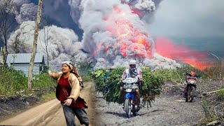 Download Lagu Emergency Evacuation in Indonesia! Terrible Volcanic Eruption of Semeru on Java MP3